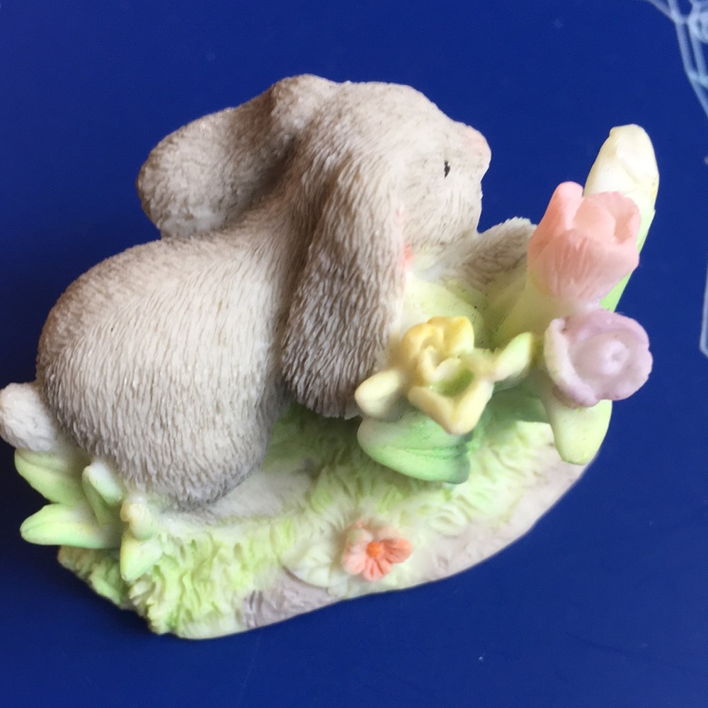 NWOT Vintage 1990s Russ handpainted bunny figurine - Picture 2 of 3